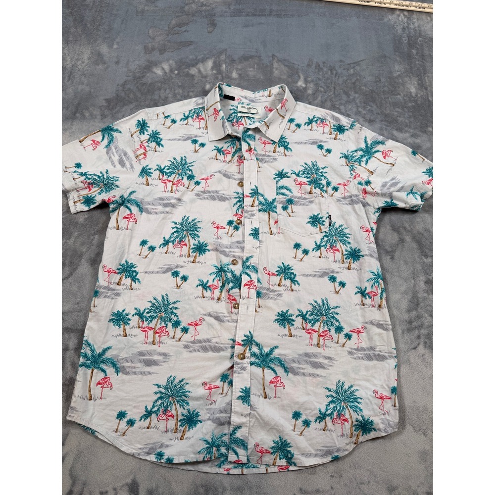 Billabong Men's M Casual Button Down Shirt Flamingo Palm Tree Hawaiian‎ Aloha